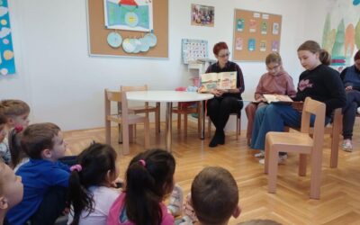 Učenice posjetile vrtić povodom Mjeseca hrvatske knjige